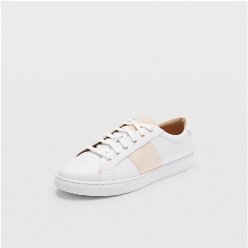 CLUB MONACO

White Jowenna Leather Sneaker